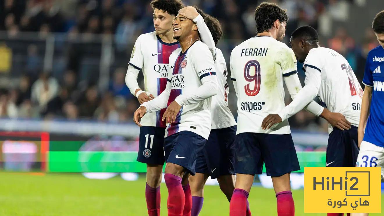 أزمة في غرفة ملابس باريس سان جيرمان بسبب لاعب برشلونة السابق