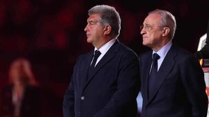 قبل الكلاسيكو.. مستشار لابورتا يهاجم ريال مدريد ومورينيو