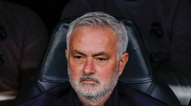 مورينيو يطارد رقمًا تاريخيًا في الكلاسيكو مع ريال مدريد