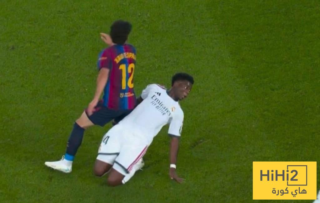 عاجل : اسبارت يغادر مباراة ريال مدريد مصابا