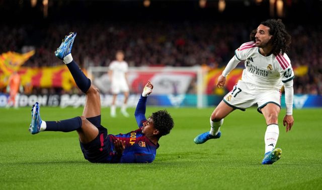 صورة : تقييم لاعبي برشلونة وريال مدريد في الكلاسيكو