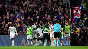 تقرير حكم الكلاسيكو يهدد برشلونة بعد السقوط أمام ريال مدريد