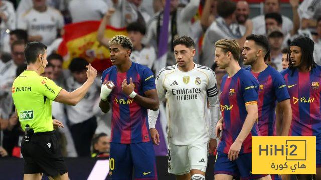 صورة – التحكيم الإسباني يغير معايره في لمسات اليد لحماية برشلونة