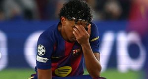 تفاصيل اجتماع لاعبي برشلونة امس .. وتحليلهم للهزيمة ضد ريال مدريد وباريس