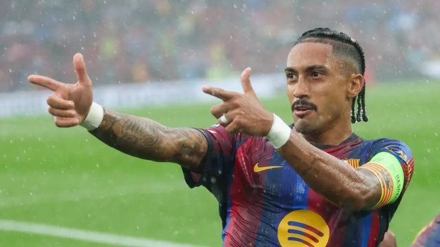 برشلونة قلق على رافينيا