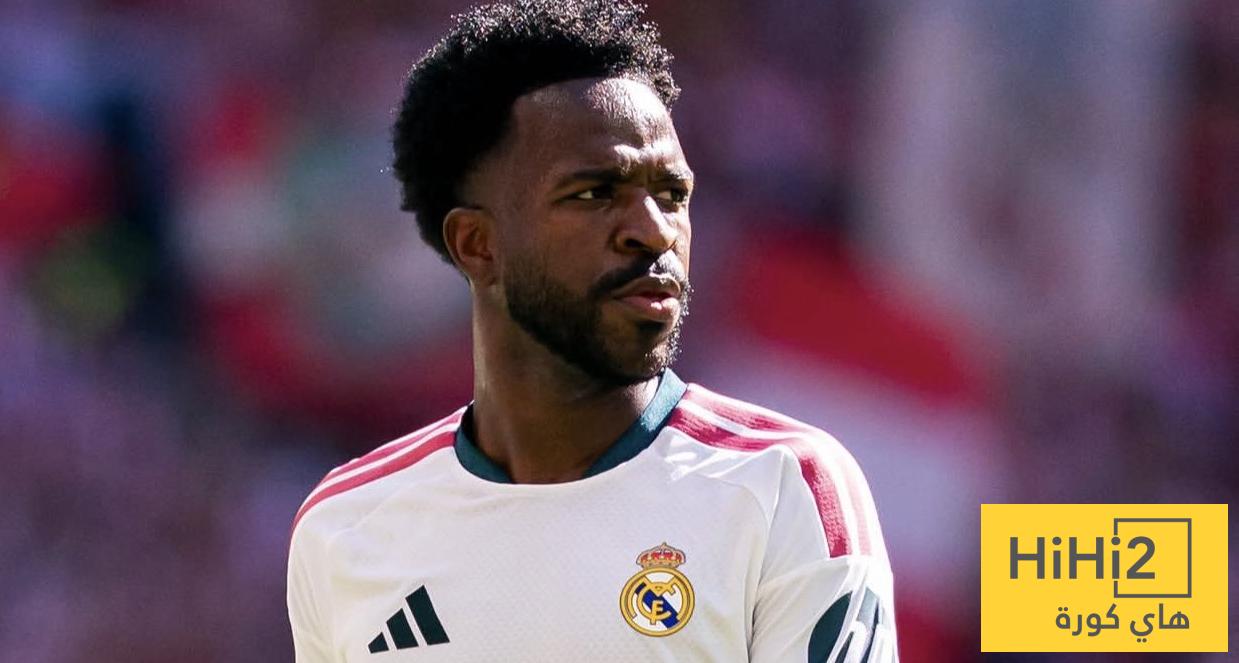 الجناح الايسر في ريال مدريد يتحول الى بؤرة منافسة