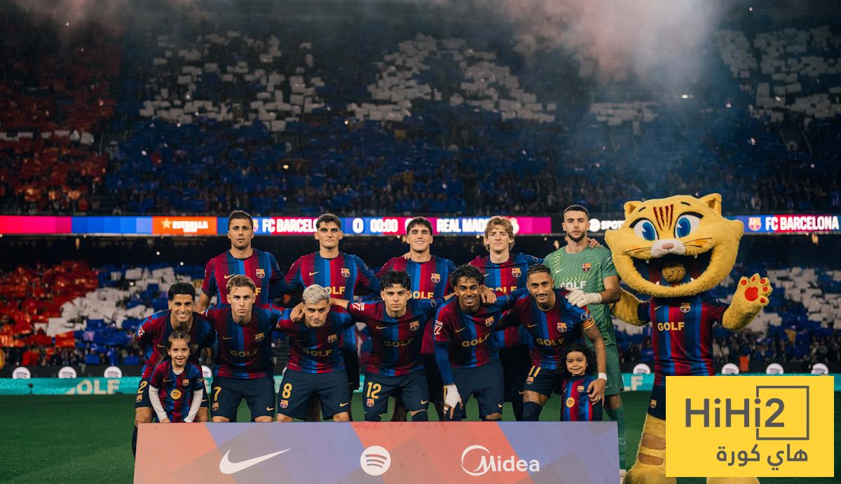 برشلونة يعمل على تجديد عقد مدافعه
